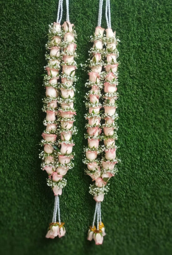 Pink Rose with Gypsum garland