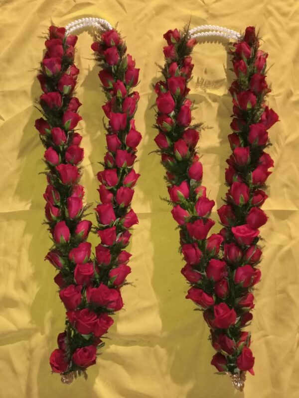 Exquisite Red Rose Garland [Heavy Design]